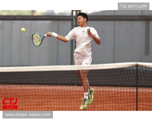 _校园网球冠军赛：激励青少年追梦成长_，学校网球比赛